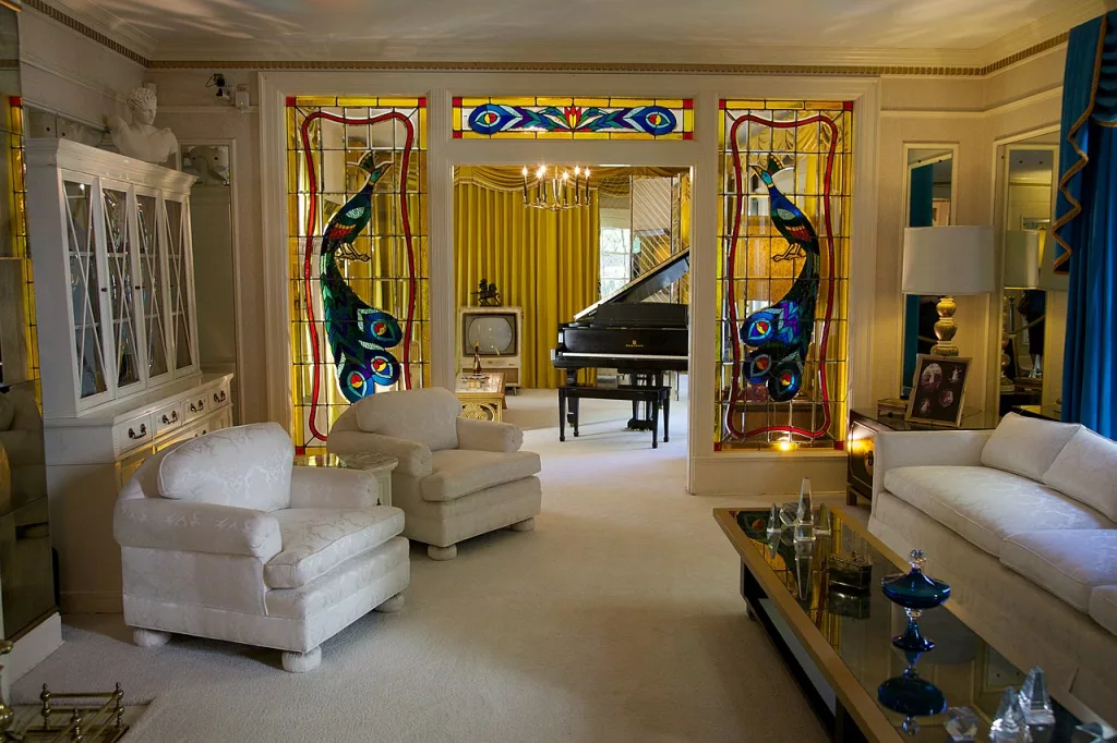 Graceland-Living-Room
